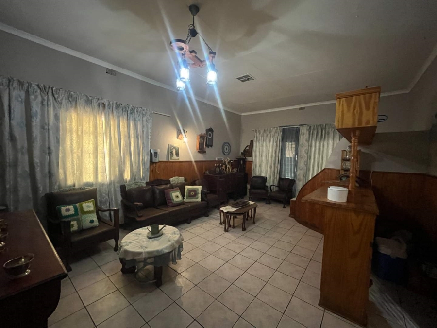 5 Bedroom Property for Sale in Die Rand Northern Cape